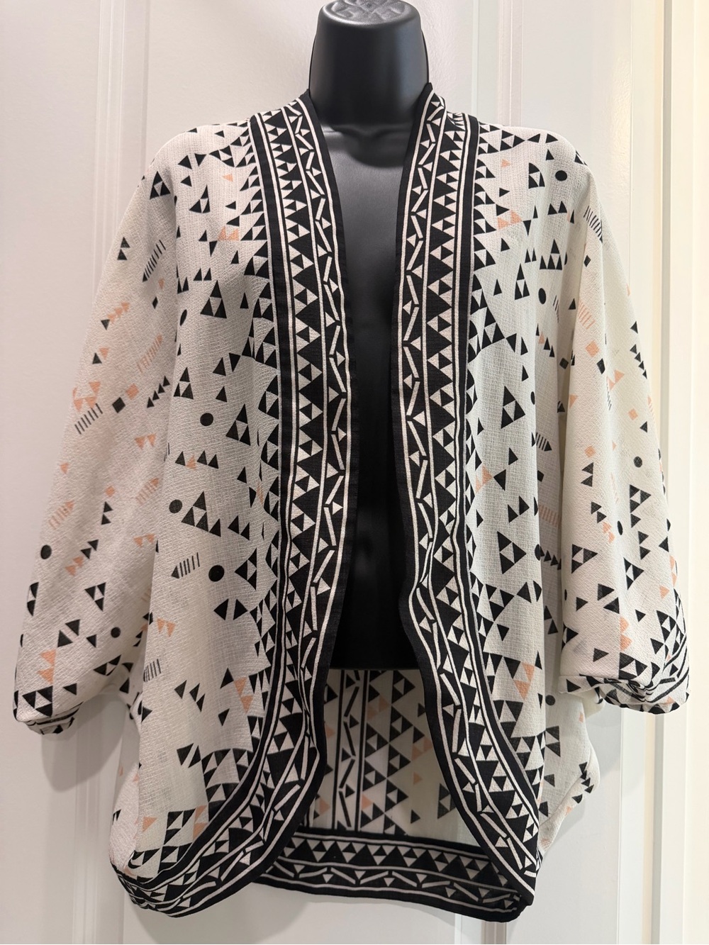 Ecote Urban Outfitters Crinkle Square Geometric Kimono Jacket XS/S Boho